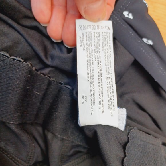 NEW WITH TAGS! Beach Couture Black and White One Piece Bathing Suit (3136) - Picture 9 of 14